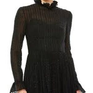 ✔️#88B BNWT Mac Duggal Pleated Black Ruffled Dress #49627